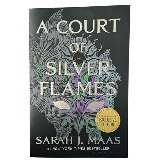 A Court of Silver Flames by Sarah J. Maas Barnes & Noble Exclusive Edition Rare - Picture 1 of 11